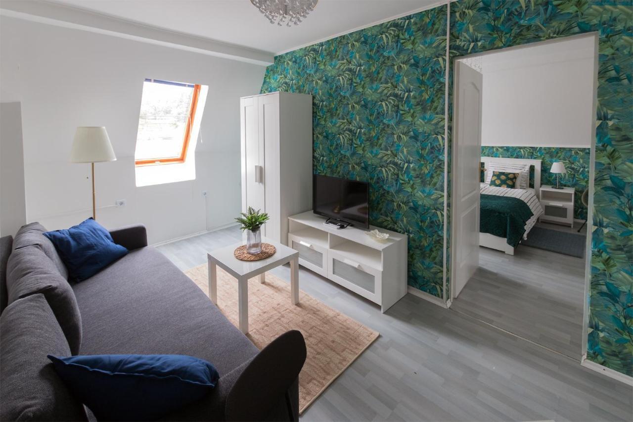 Ketpava Vendeghaz Hotel Igal Ngoại thất bức ảnh